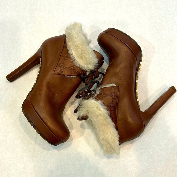 GUCCI MARMONT LOGO cognac LEATHER ANKLE BOOTS FAUX FUR TRIM WOMEN’S Size 7 / 37 - Picture 1 of 11